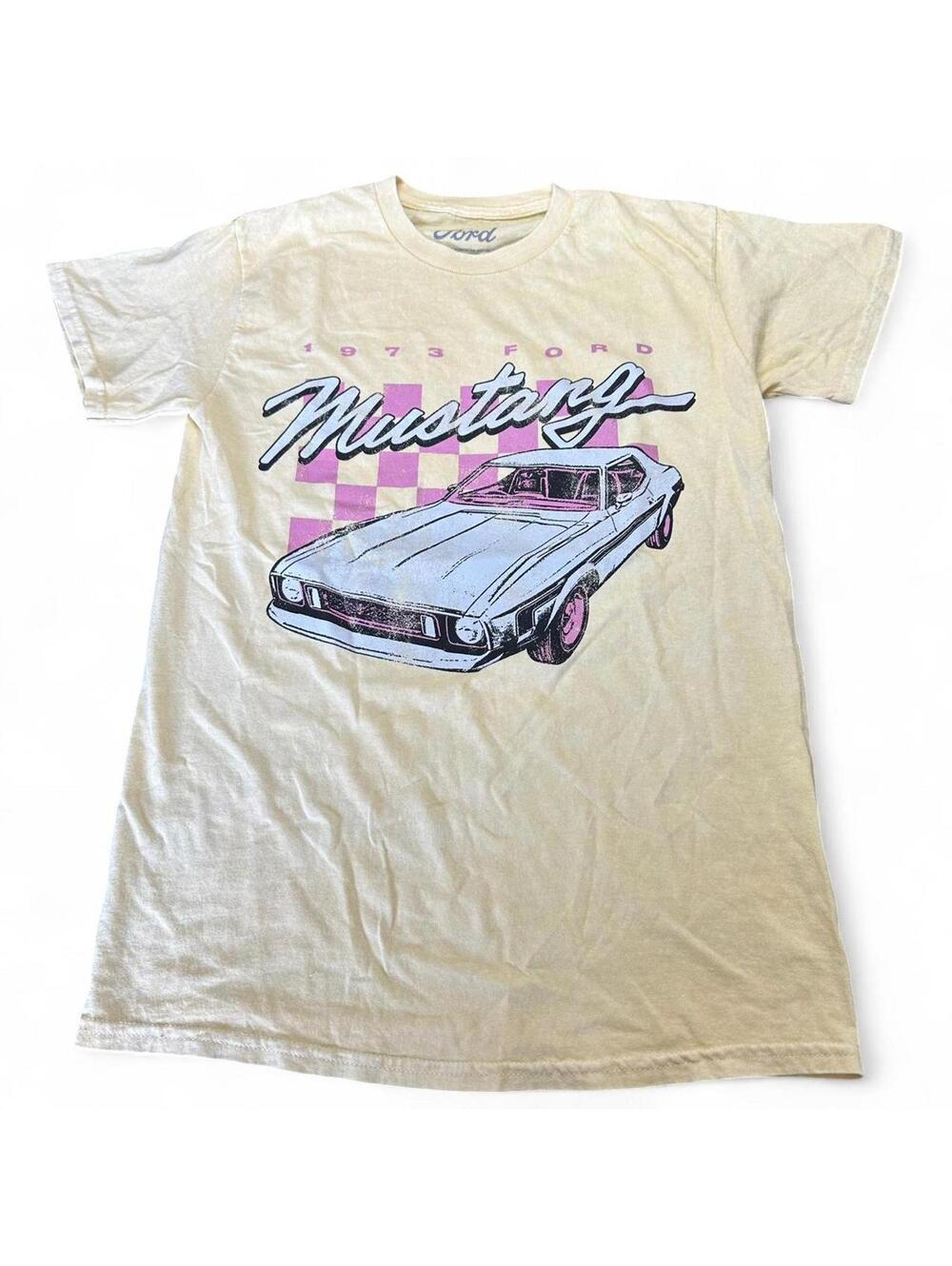Ford Mustang 1973 Graphic T-Shirt Size Small